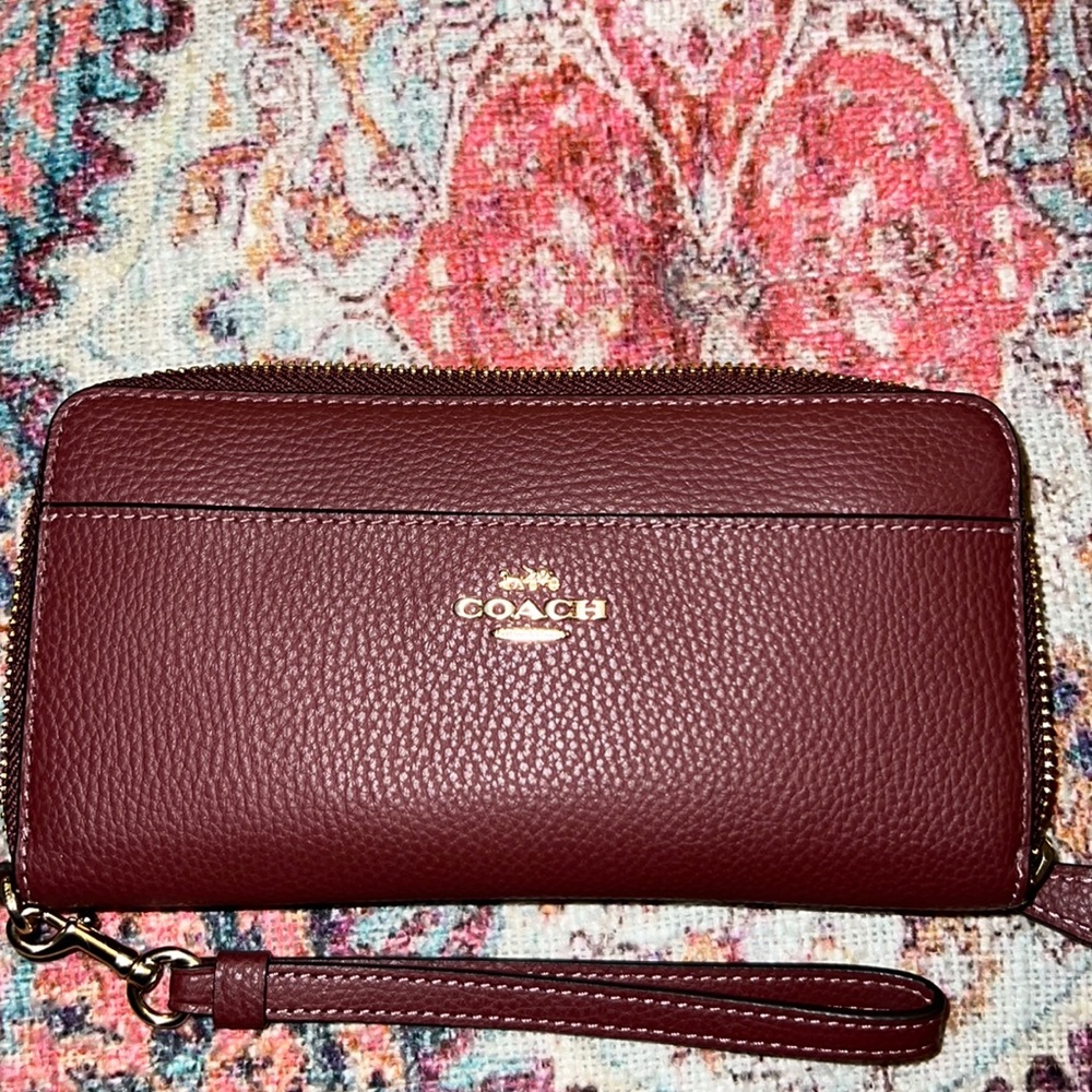 Authentic Coach zipper accordion wallet